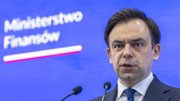 欧盟成员国放话：军费投入要超美国，争做北约“头号金主”！