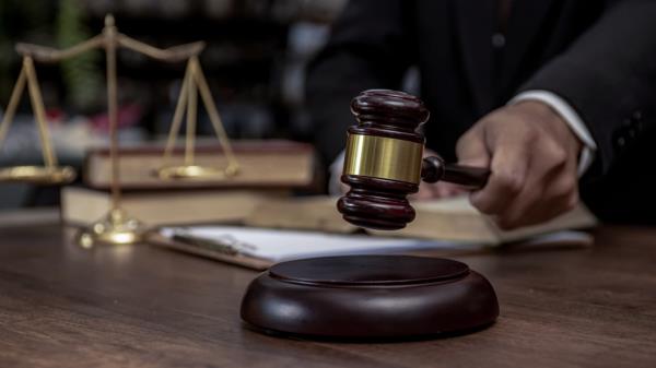 IRL社交媒体应用创始人被控诈骗投资者