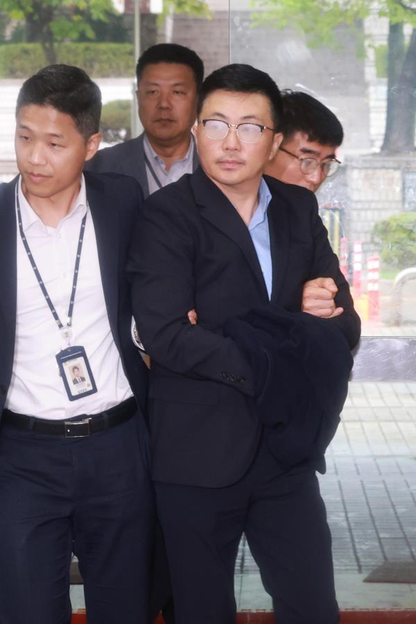 【重磅】前第一夫人管家被控贪污！惊天丑闻曝光，政坛震动
