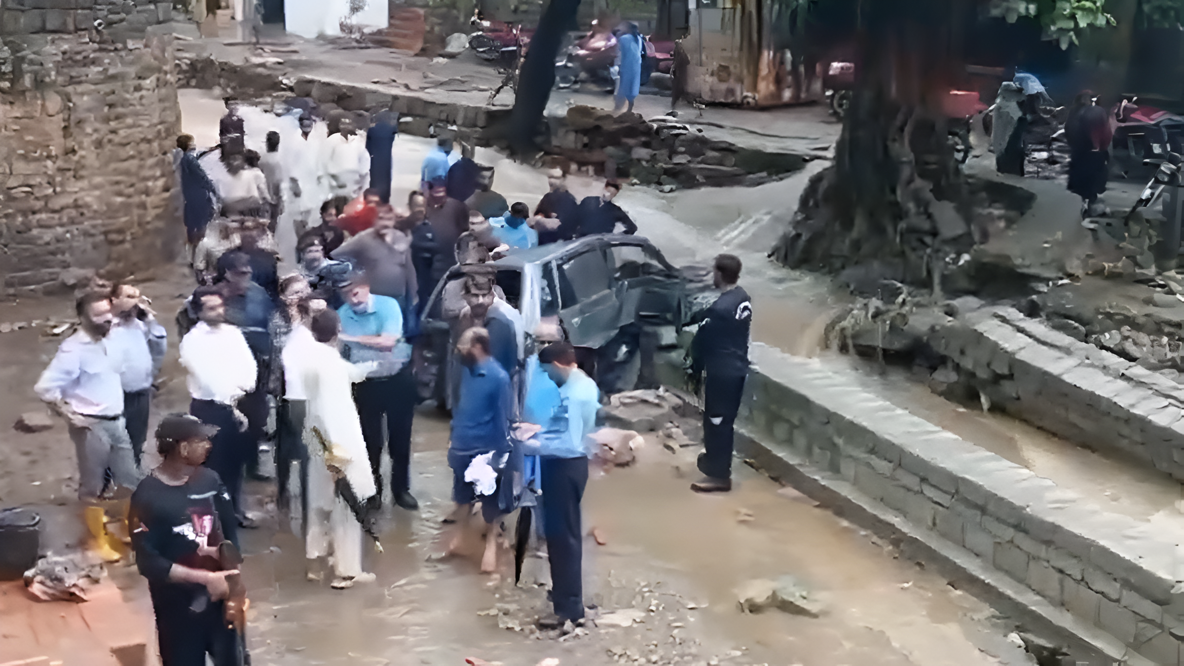洪水 | 恶劣天气：伊斯兰堡和吉尔吉特-巴尔蒂斯坦遭遇洪灾，至少6人死亡15人失踪